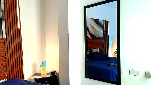 Evelin thompsson online show from 25, 11, 2025