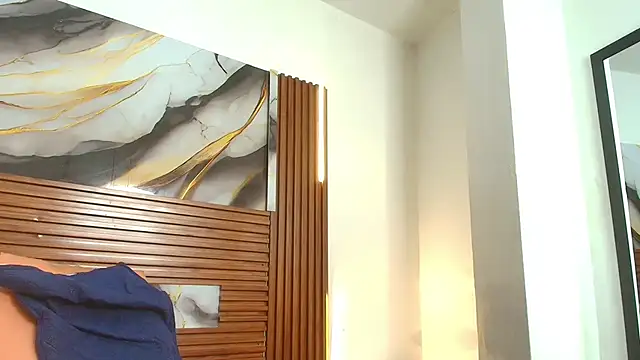 Evelin thompsson online show from 22, 11, 2025