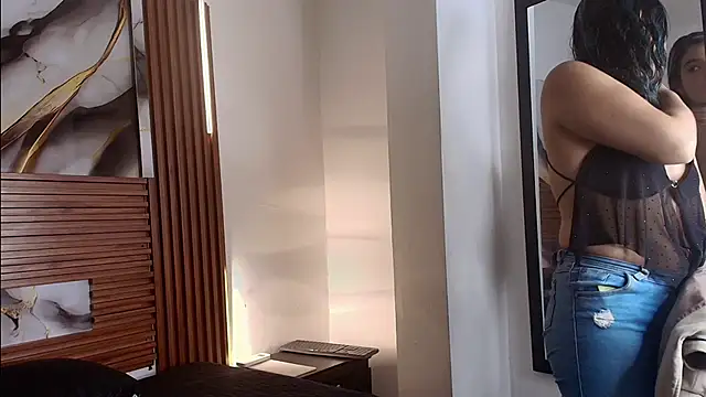 Evelin thompsson online show from 25, 10, 2025