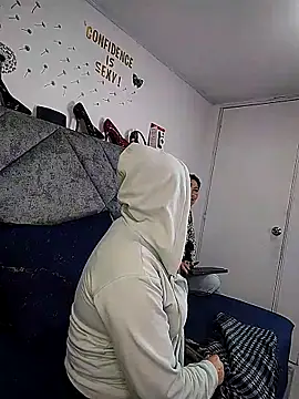 Snapshot of Shantey_Laurent chatting on 1, 2, 2026 Shantey Laurent online show from 1, 2, 2026