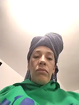 Shantey Laurent online show from 31, 10, 2025