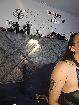 Snapshot of Shantey_Laurent chatting on 20, 5, 2026 Shantey Laurent online show from 20, 5, 2026