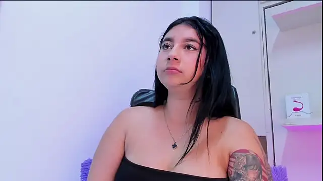 Snapshot of BrianaTaylorr chatting on 7, 11, 2025 BrianaTaylorr online show from 7, 11, 2025