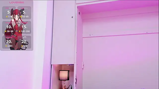 Snapshot of BrianaTaylorr chatting on 4, 11, 2025 BrianaTaylorr online show from 4, 11, 2025