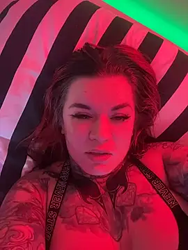 Sabien DeMonia online show from 26, 10, 2025