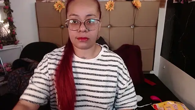 Snapshot of MIA__SPENCER chatting on 28, 2, 2026 MIA SPENCER online show from 28, 2, 2026