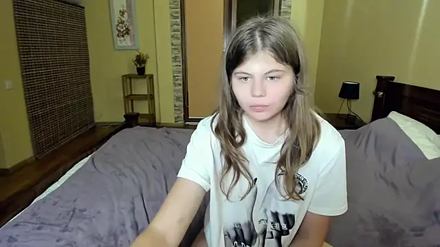 Lilly Jess online show from 22, 9, 2025