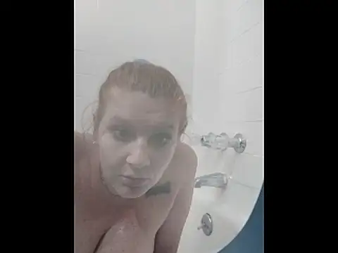 nakedgarbageperson online show from 28, 10, 2025