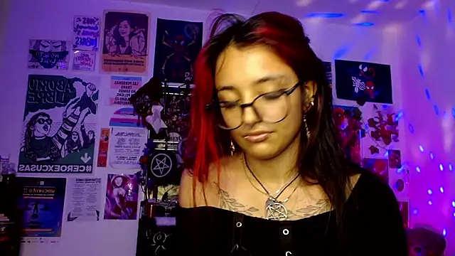 carolinerue online show from 11, 4, 2026