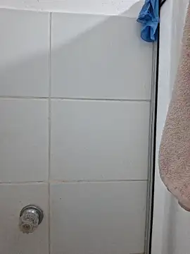 carolinerue online show from 23, 3, 2026