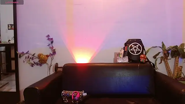 carolinerue online show from 21, 9, 2025