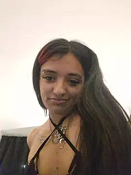 carolinerue online show from 16, 5, 2026