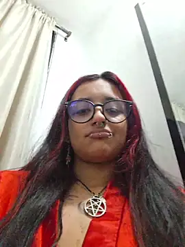 carolinerue online show from 27, 3, 2026