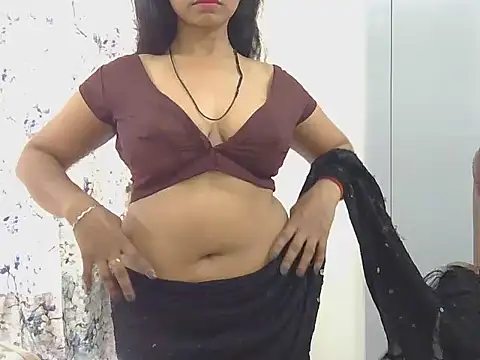 MISS SOMIYA online show from 8, 5, 2026