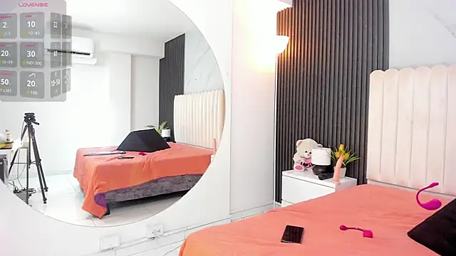 NalahCampbell online show from 5, 11, 2025