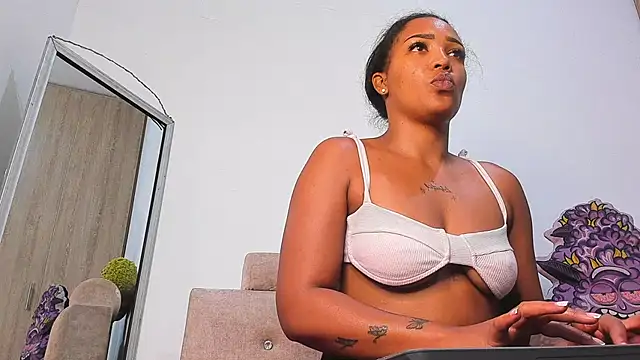 GiuliaCash online show from 26, 9, 2025