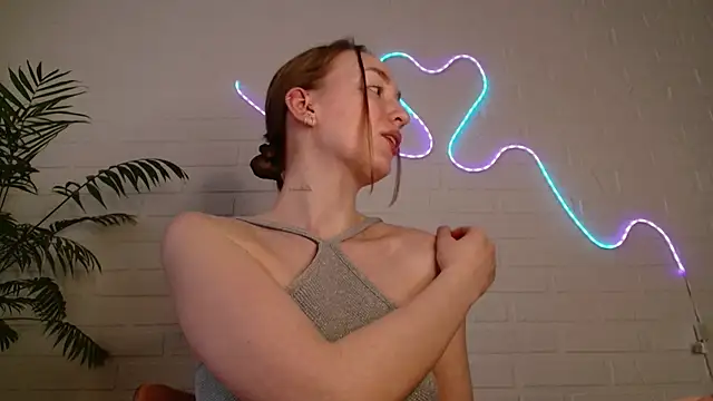 WhitePrincessLuna online show from 11, 2, 2026