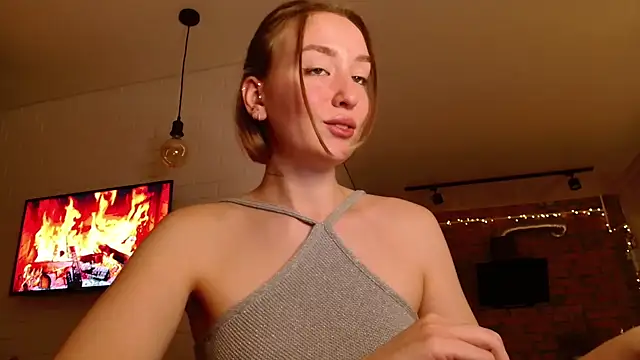 WhitePrincessLuna online show from 19, 10, 2025