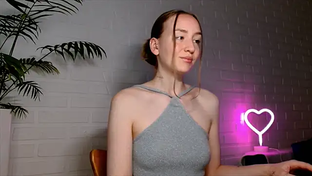 WhitePrincessLuna online show from 26, 6, 2026