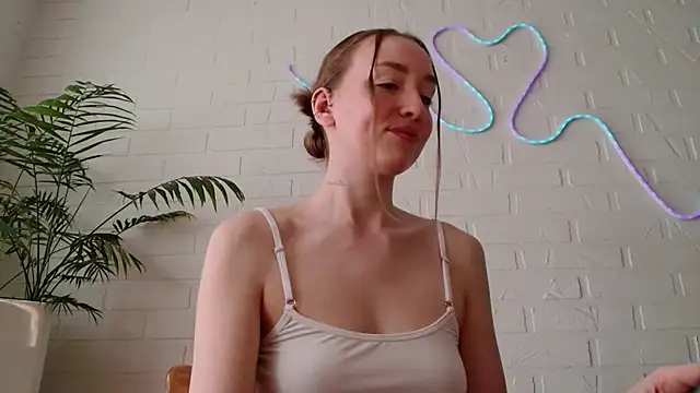 WhitePrincessLuna online show from 8, 5, 2026