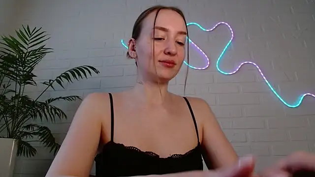 WhitePrincessLuna online show from 10, 2, 2026