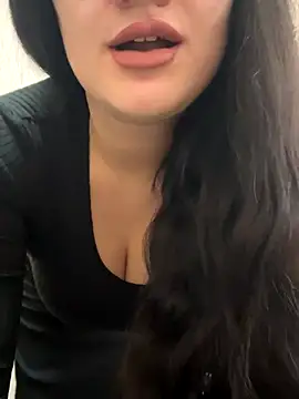 Molly-molly- online show from 9, 10, 2025