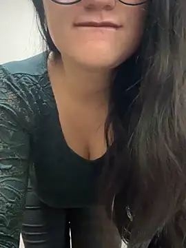 Molly-molly- online show from 6, 10, 2025