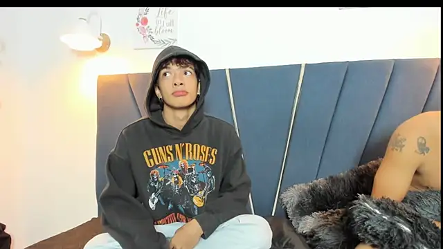 maicol cum23 online show from 16, 9, 2025