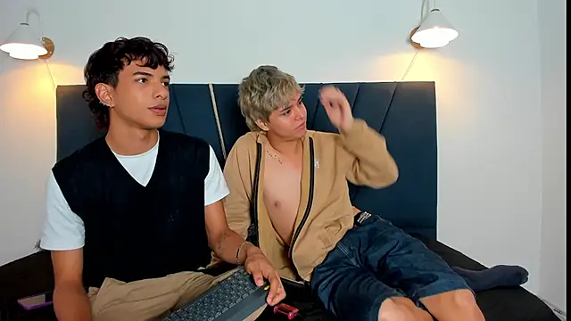 maicol cum23 online show from 18, 11, 2025