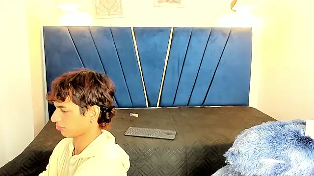 maicol cum23 online show from 9, 9, 2025