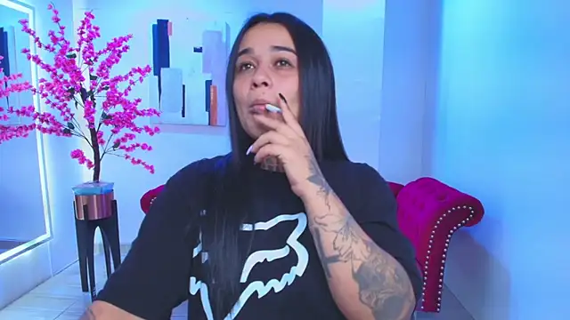 Snapshot of Black_roseee chatting on 3, 2, 2026 Black roseee online show from 3, 2, 2026