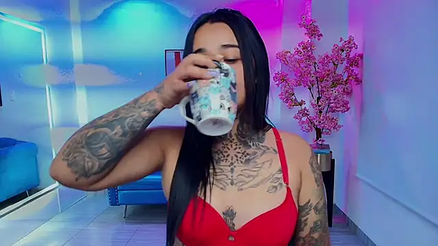 Snapshot of Black_roseee chatting on 7, 2, 2026 Black roseee online show from 7, 2, 2026