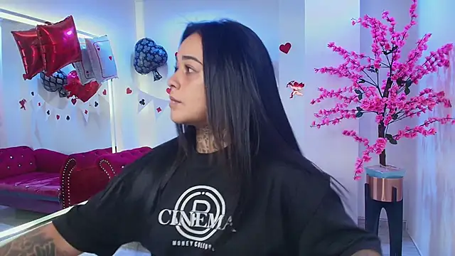 Snapshot of Black_roseee chatting on 18, 2, 2026 Black roseee online show from 18, 2, 2026