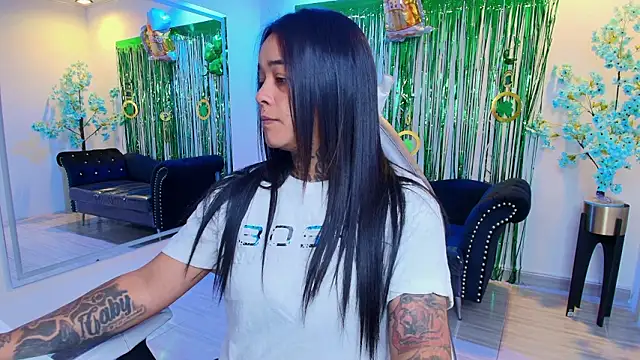 Black roseee online show from 20, 3, 2026