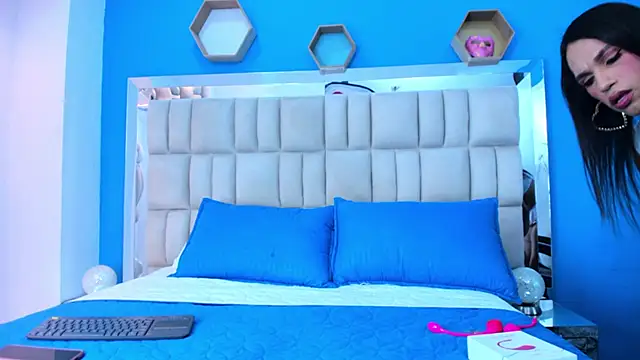 TransDoll09 online show from 4, 10, 2025