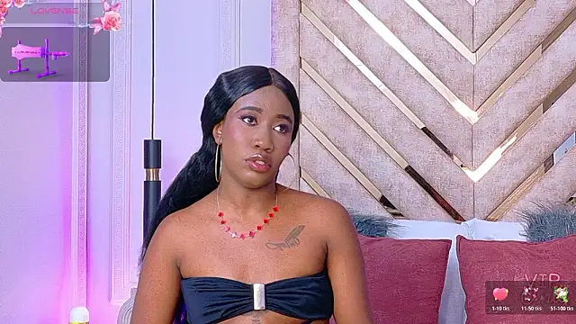 Snapshot of Rossie-Cameron chatting on 10, 2, 2026 Rossie-Cameron online show from 10, 2, 2026