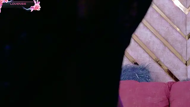 Snapshot of Rossie-Cameron chatting on 12, 2, 2026 Rossie-Cameron online show from 12, 2, 2026