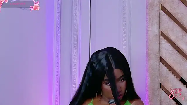 Snapshot of Rossie-Cameron chatting on 19, 2, 2026 Rossie-Cameron online show from 19, 2, 2026