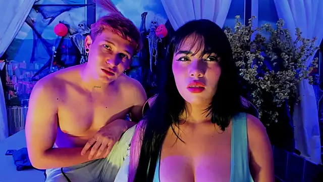 Sarahwalkerr online show from 22, 10, 2025