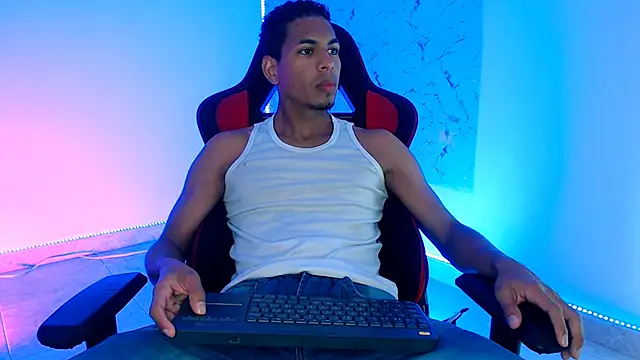 lorian vikel online show from 27, 10, 2025