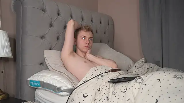 scottishtwink01 online show from 10, 5, 2026