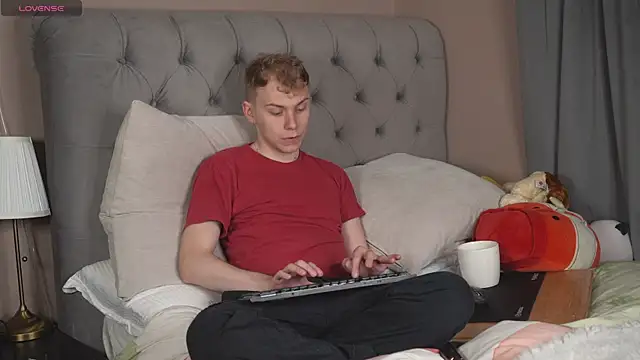 scottishtwink01 online show from 18, 5, 2026