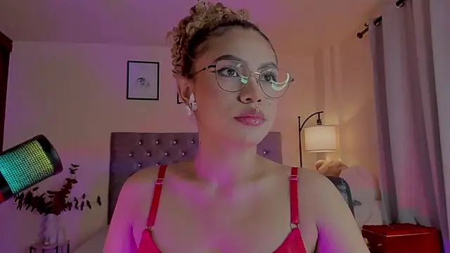 OxanaFedorova1- online show from 2, 12, 2025