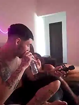 Bbzinha 18 online show from 20, 11, 2025