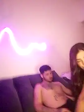 Bbzinha 18 online show from 30, 11, 2025