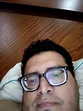 Santiagoqro85 online show from 3, 11, 2025