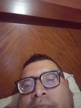 Santiagoqro85 online show from 1, 12, 2025