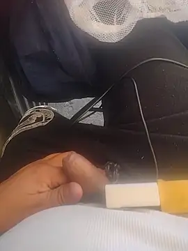 Santiagoqro85 online show from 3, 12, 2025