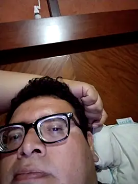 Santiagoqro85 online show from 9, 10, 2025