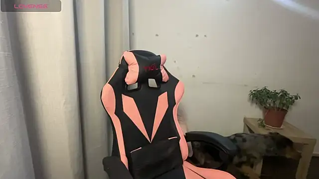 Snapshot of valentinauwu chatting on 10, 2, 2026 valentinauwu online show from 10, 2, 2026